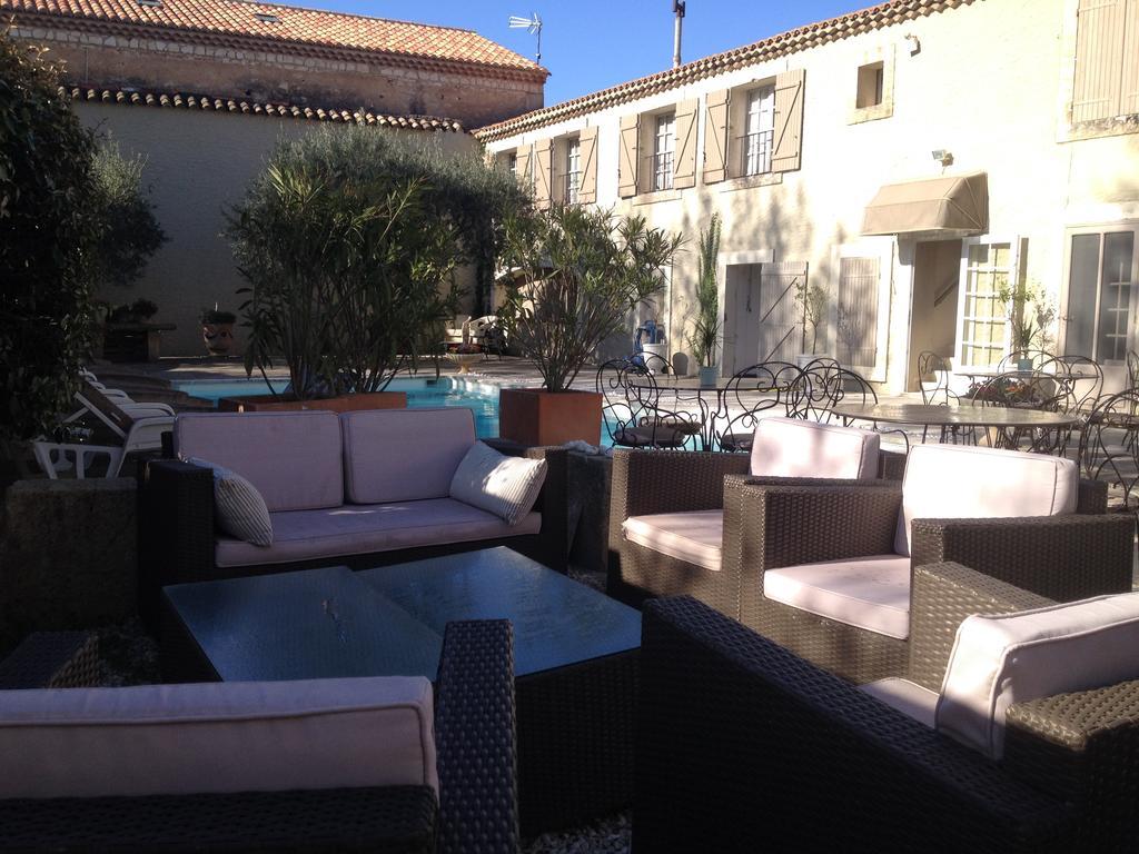 Hotel Les Magnanarelles Maussane les Alpilles Exterior foto